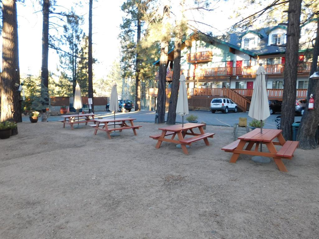 Honey Bear Lodge & Cabins Big Bear Lake Exterior photo