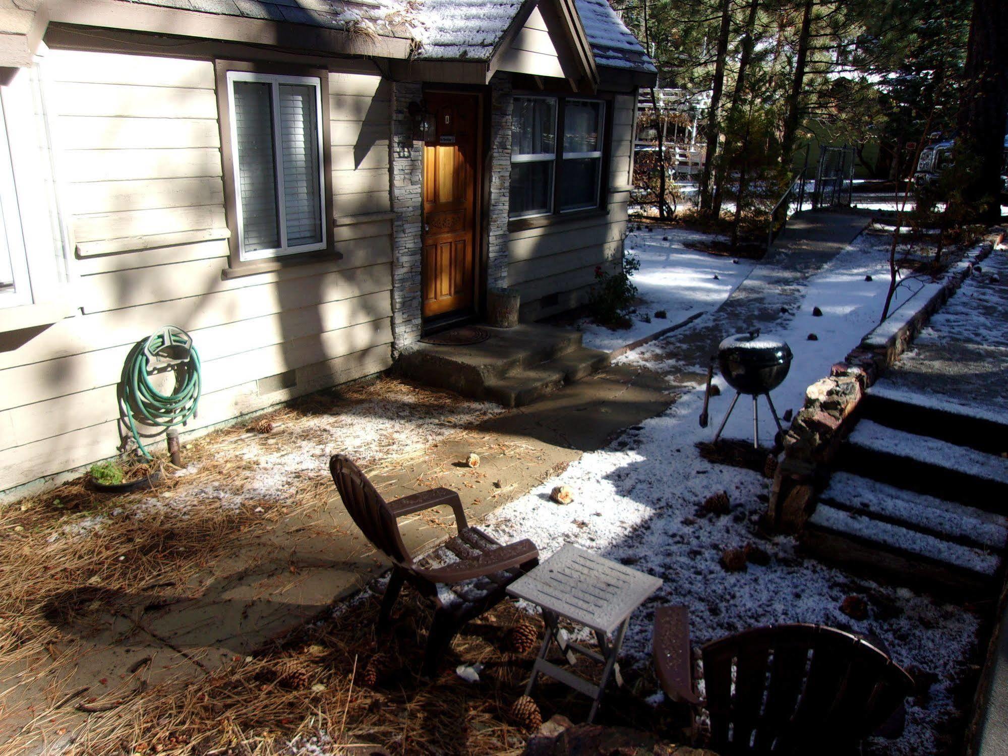 Honey Bear Lodge & Cabins Big Bear Lake Exterior photo
