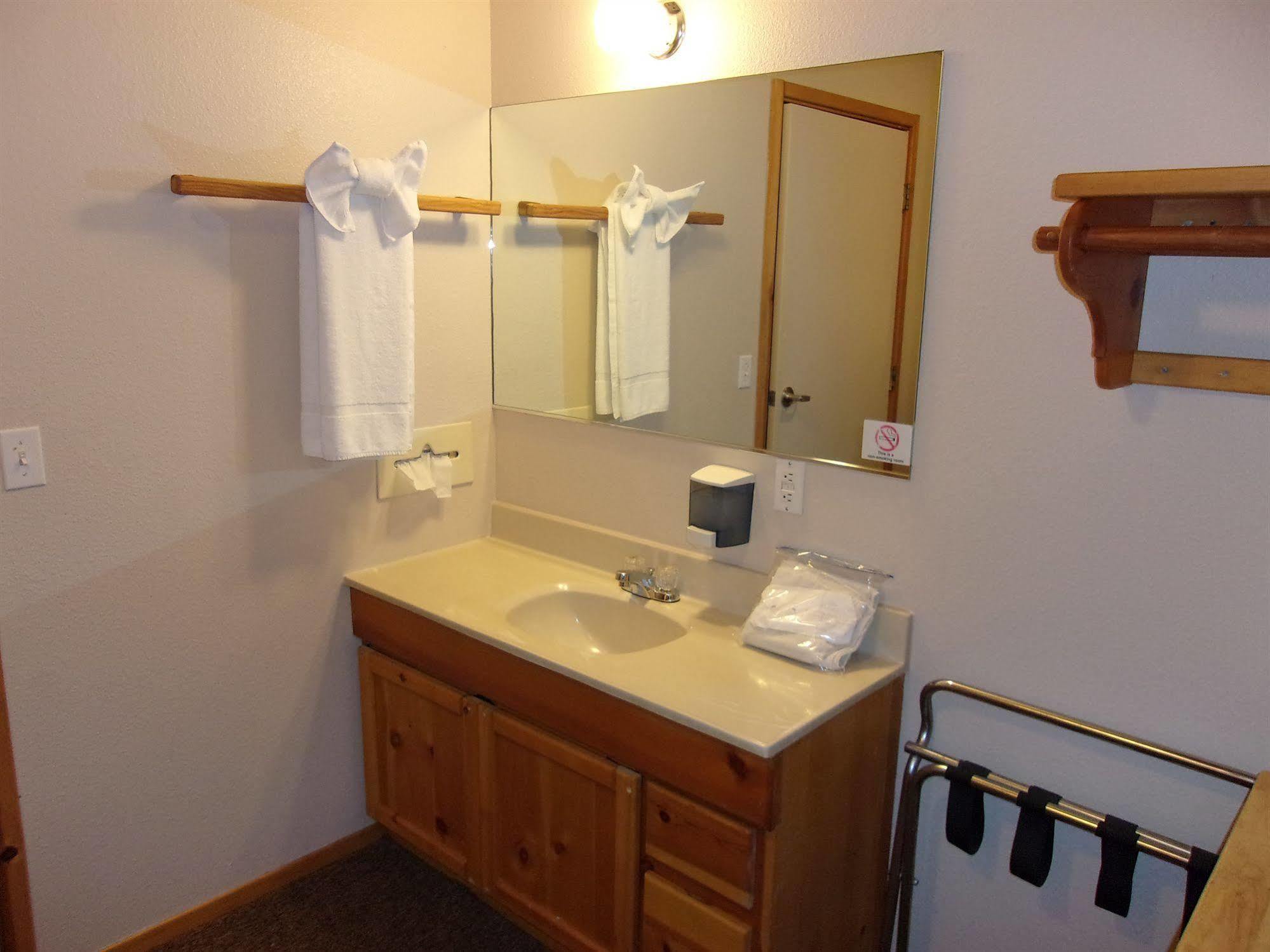 Honey Bear Lodge & Cabins Big Bear Lake Exterior photo