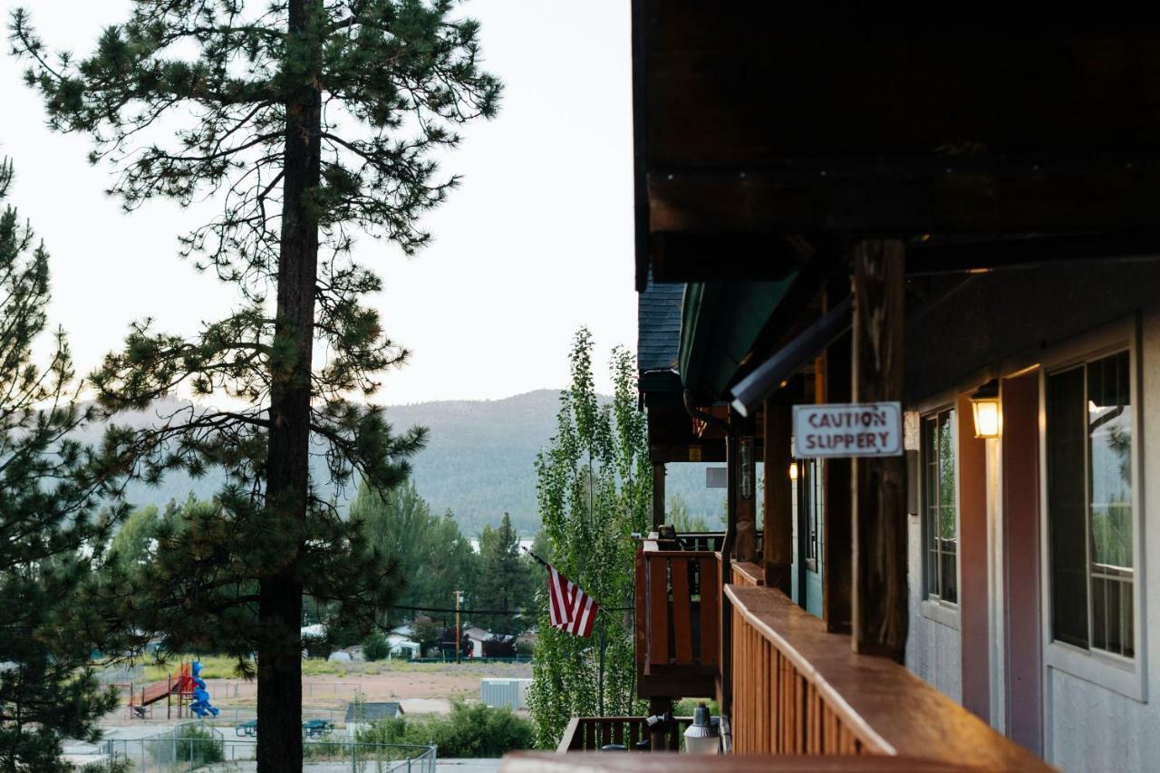 Honey Bear Lodge & Cabins Big Bear Lake Room photo